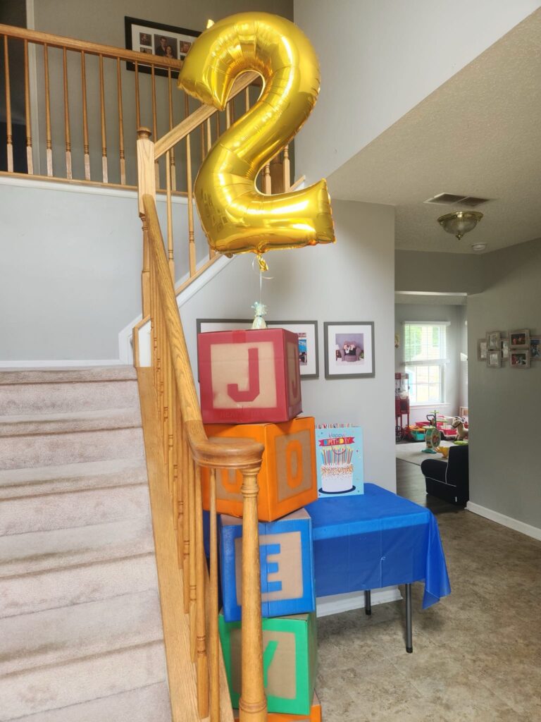 over sized blocks party decoration and present table